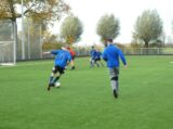 Training S.K.N.W.K. 1 en JO19-1 van zaterdag 26 november 2022 (4/87)